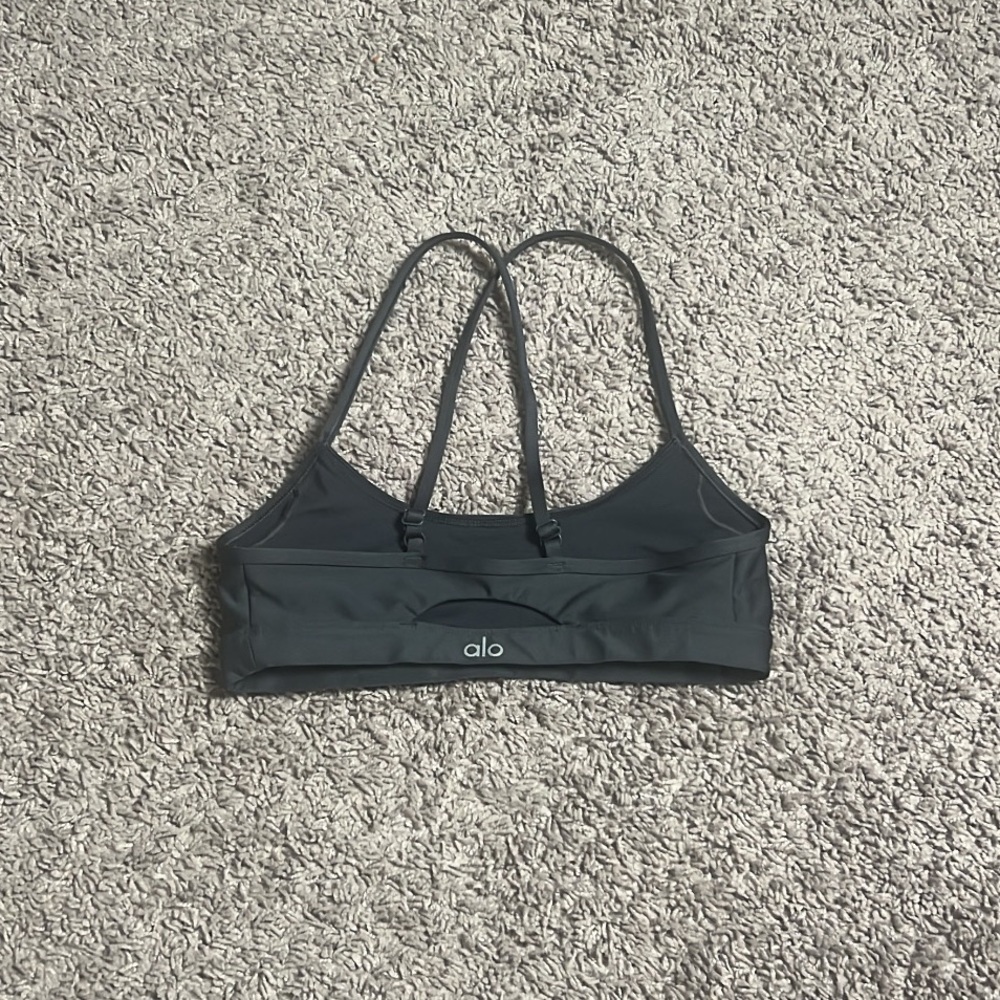 Alo gray invigorate bra size XS